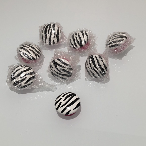 Hand Painted Drawer Knobs - Picture 3 of 8